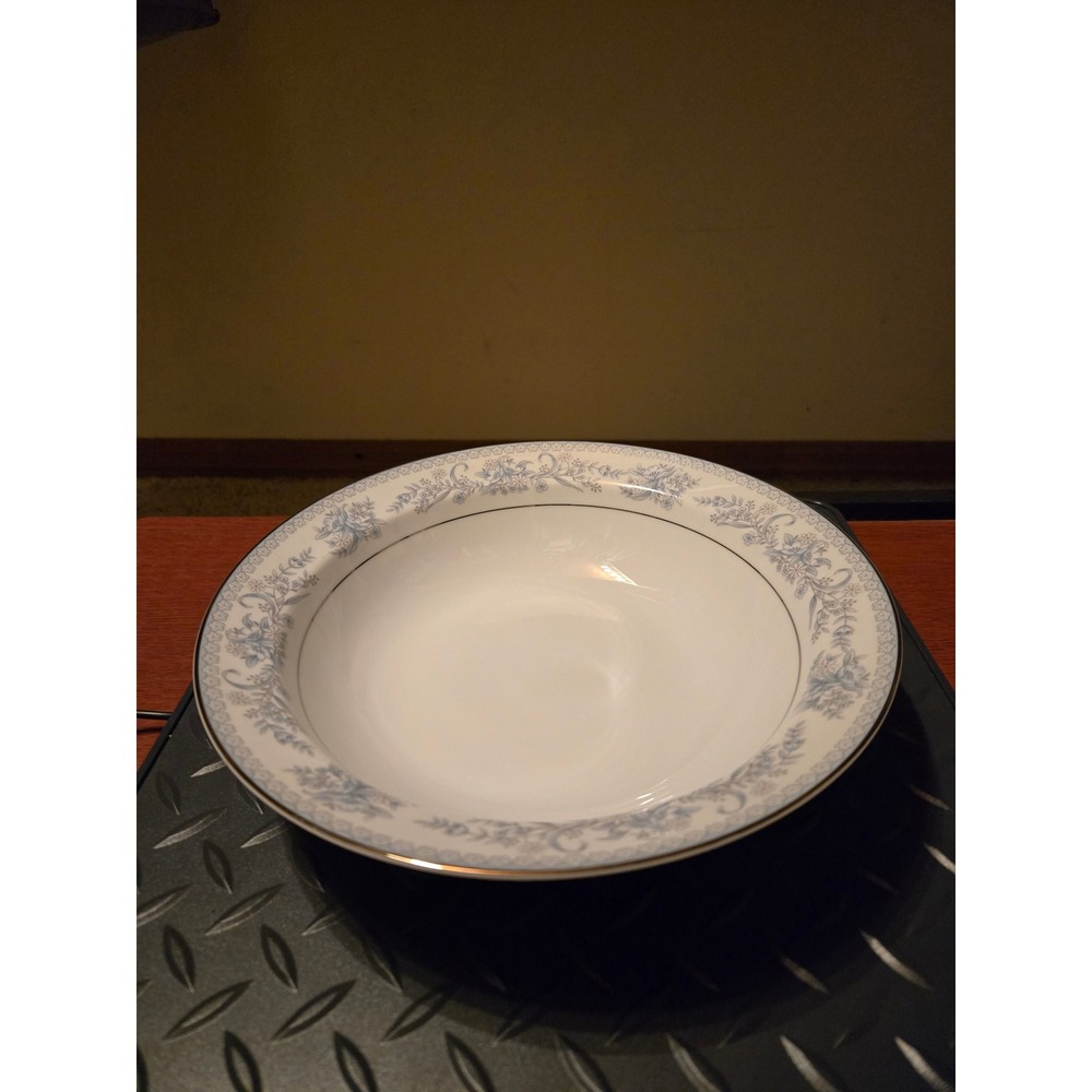 Mikasa Dresden Rose L9009 Fine China Soup Pasta Bowl Blue Floral Japan Vintage
